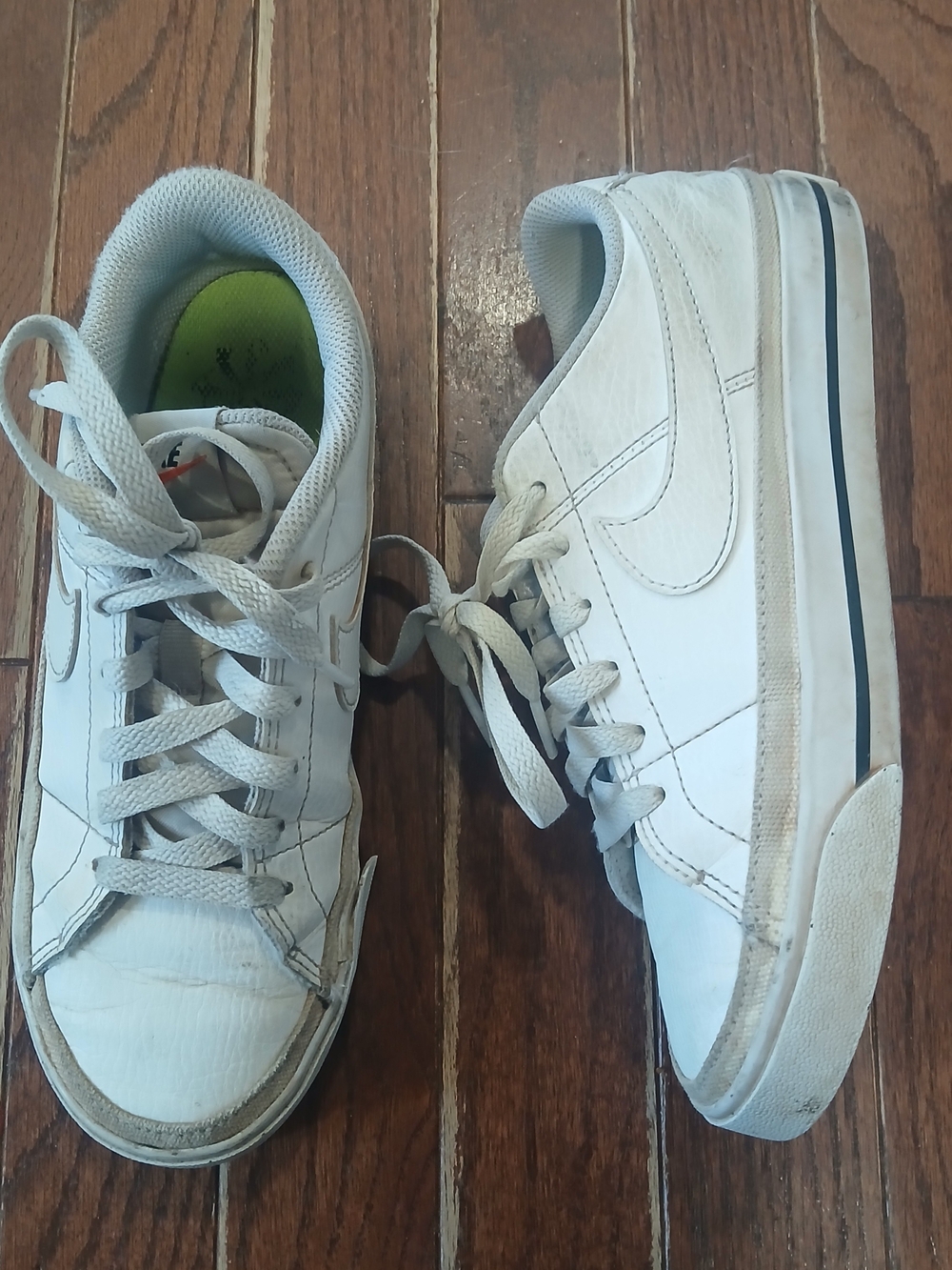 Nike Womens Blazer Low White Low-Top Sneakers Sz 6 Fall Back To School Casual